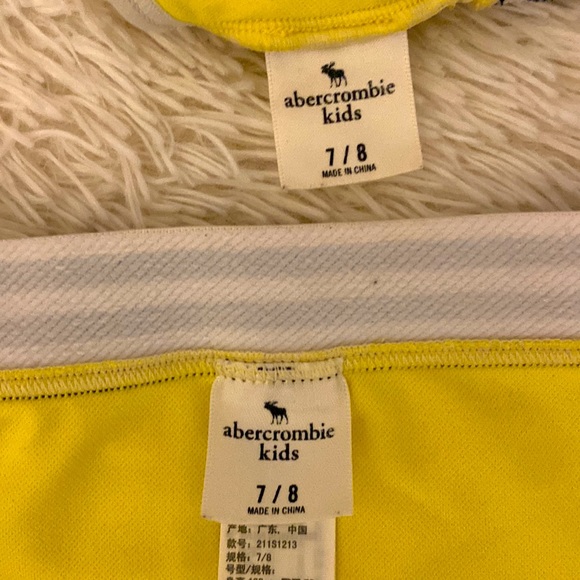 barley worn Abercrombie kids swim bikini. Super cute - Picture 3 of 3